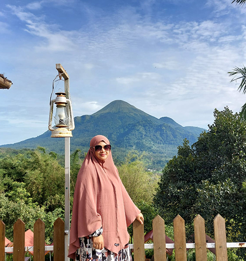 Indah Rahmawati
